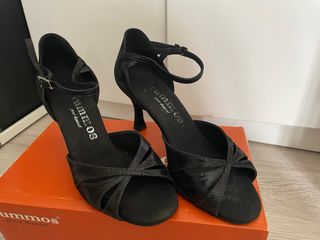 Zapatos de baile latino 