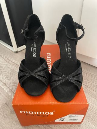Zapatos de baile latino 