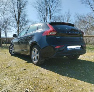 Volvo V40 2014