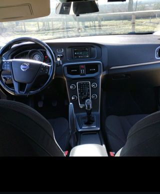 Volvo V40 2014