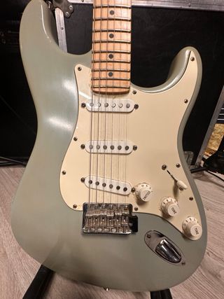 Fender Stratocaster USA Highway One