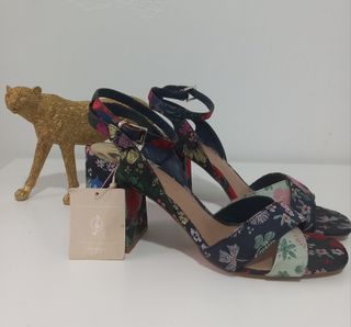 ZAPATOS TACÓN STRADIVARIUS