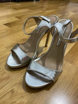 Sandalias plateadas