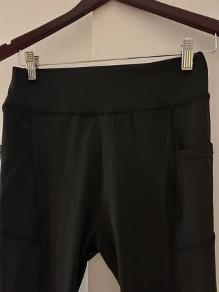 Pantalón tipo leggings con bolsillos talla S/M