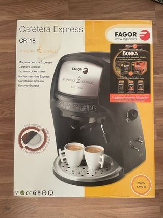 Cafetera Express de Fagor.