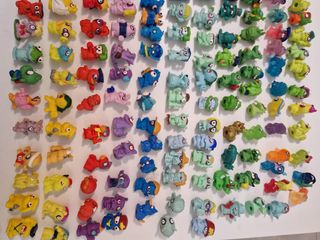 GRAN LOTE 280 FIGURA MUÑECO GOMA ZOMLINGS