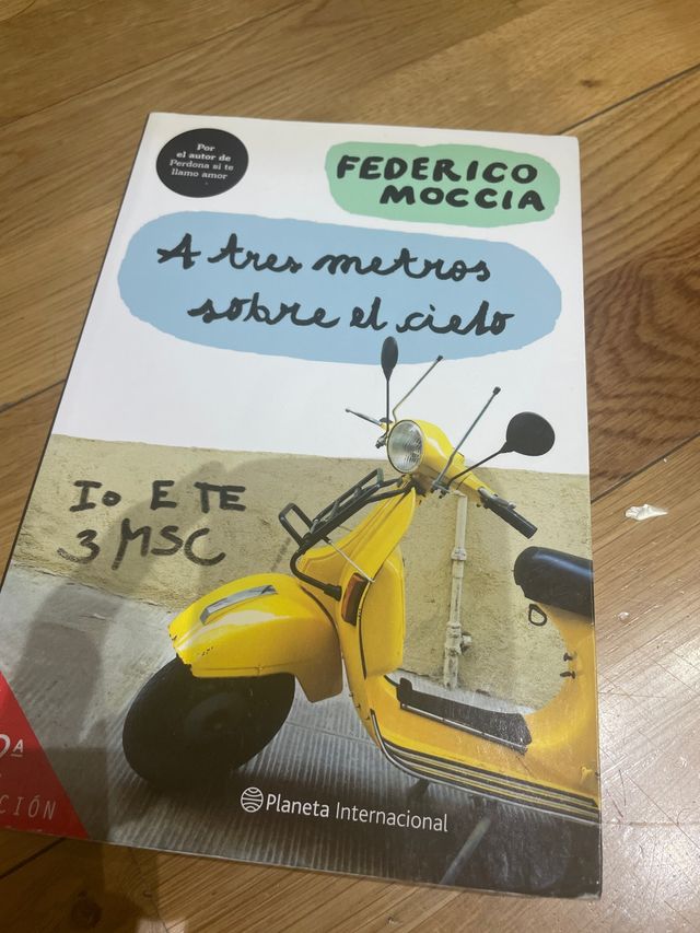 A tres metros sobre el cielo