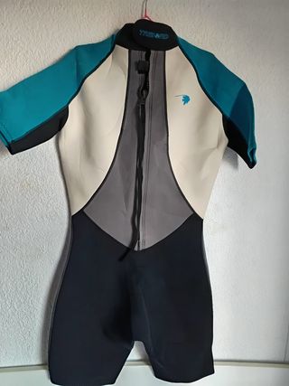 Traje Neopreno Surf corto y gafas