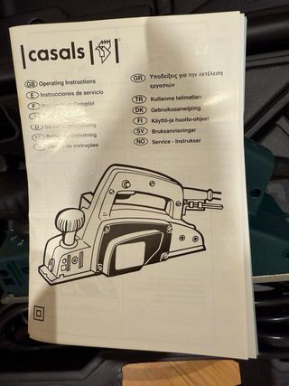 CEPILLO  ELÉCTRICO DE CARPINTERÍA