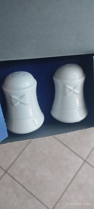 Saliera e pepiera 