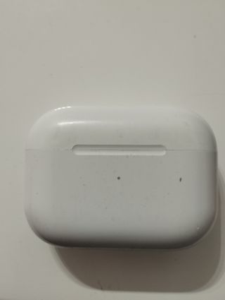 Estuche carga airpods primera g.