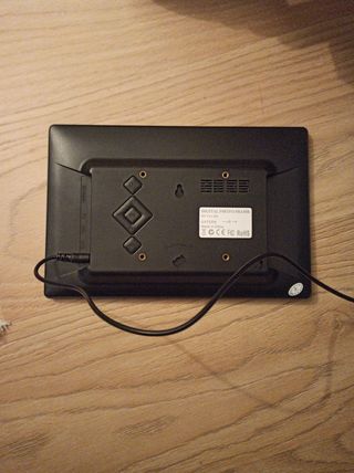 Digital photo frame