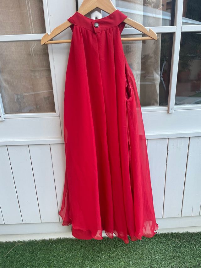 Vestido rojo vaporoso