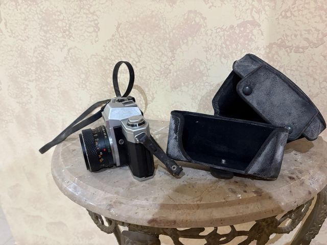 CAMARA de FOTOS YASHICA