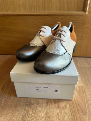 Zapatos piel nuevos tallas 37 38 39 40 y 41 