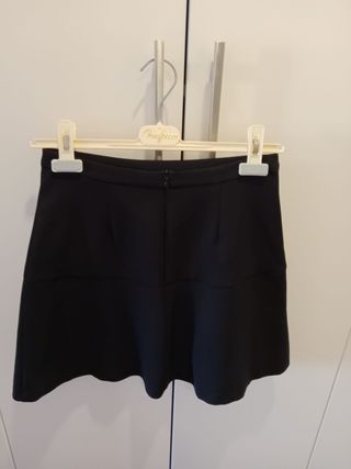 Falda corta negra Green coast talla 38