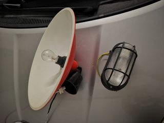 2 lámparas con bombilla