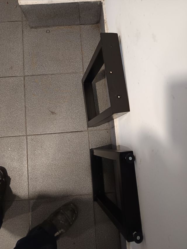 Escuadras y soportes a medida