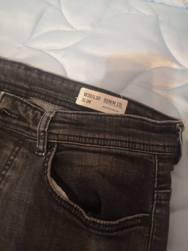 Pantalón vaquero slim talla 40