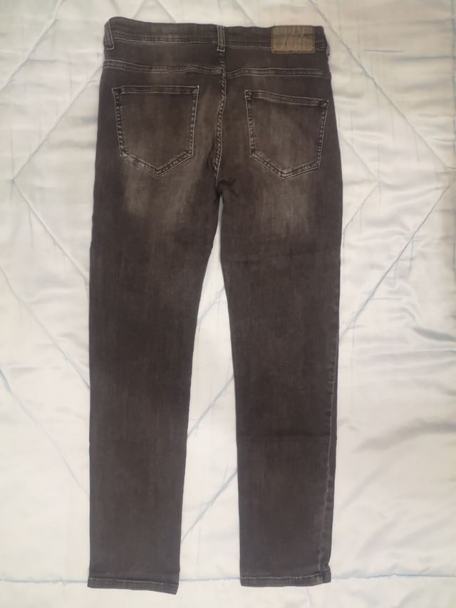 Pantalón vaquero slim talla 40