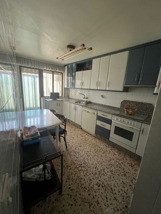 PISO EN VENTA EN TOBARRA CÉNTRICO  ES UN  SEGUNDO.