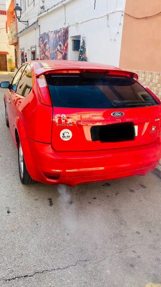 Paragolpe trasero ford focus 