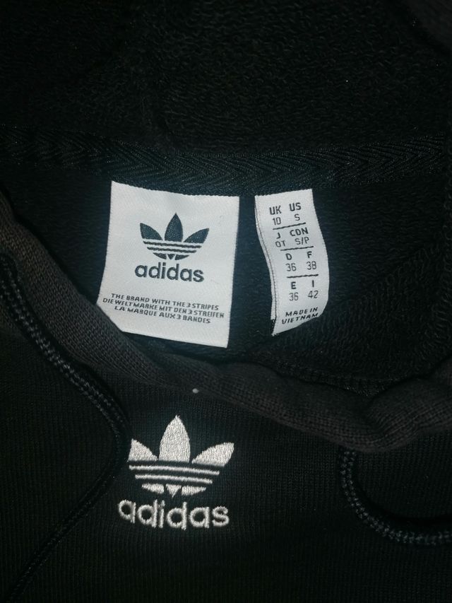 SUDADERA ADIDAS NEGRA CON CAPUCHA