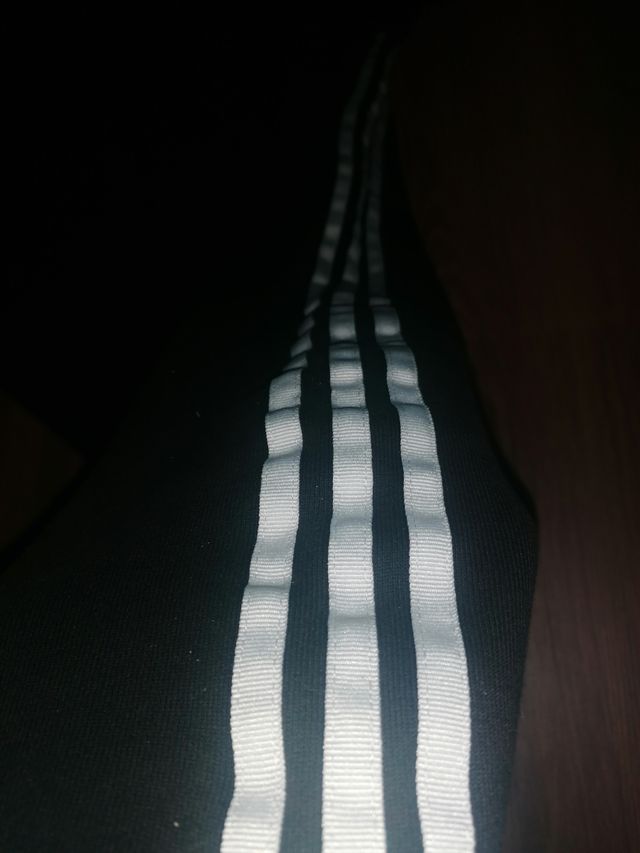 SUDADERA ADIDAS NEGRA CON CAPUCHA