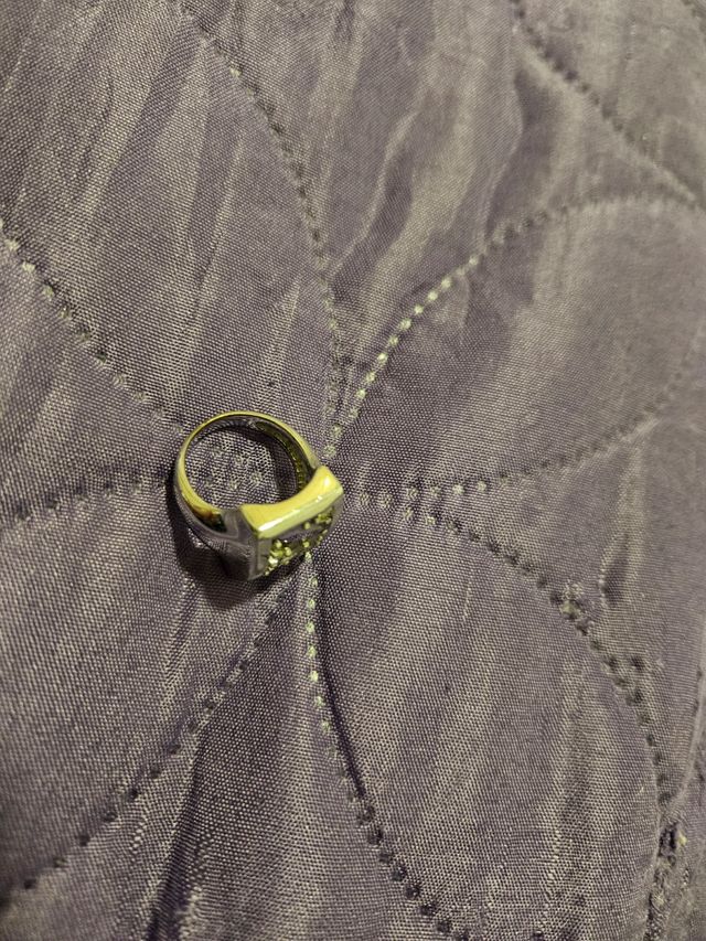 Anillo amatista y rodio