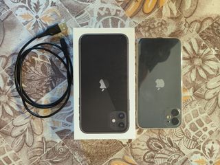 iPhone 11 Airpods 2 Gen.