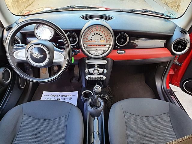 MINI cooper, única propietaria, 6 vel, llantas 17"