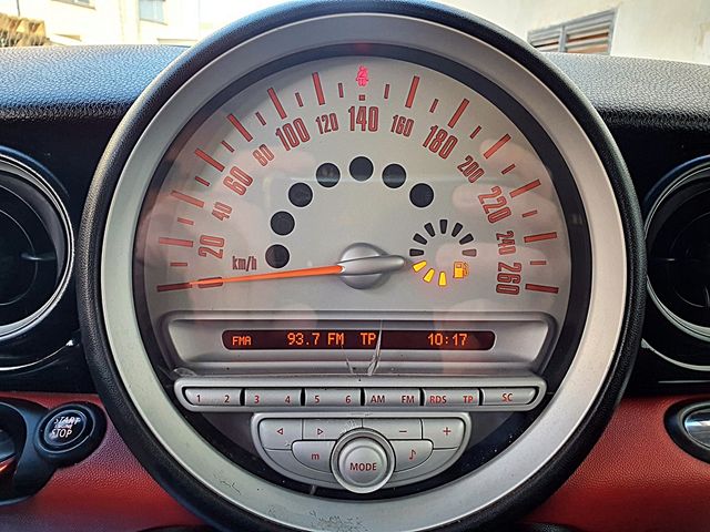 MINI cooper, única propietaria, 6 vel, llantas 17"