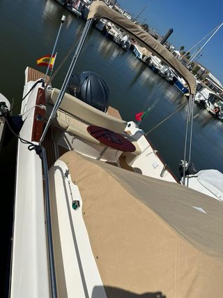 Barco CAP CAMARAT 755 wa