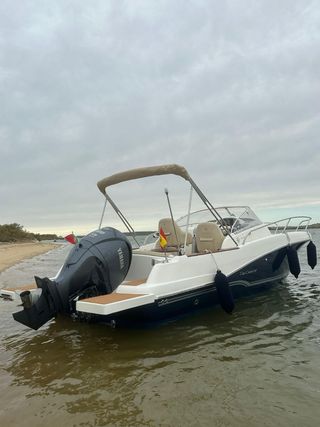 Barco CAP CAMARAT 755 wa