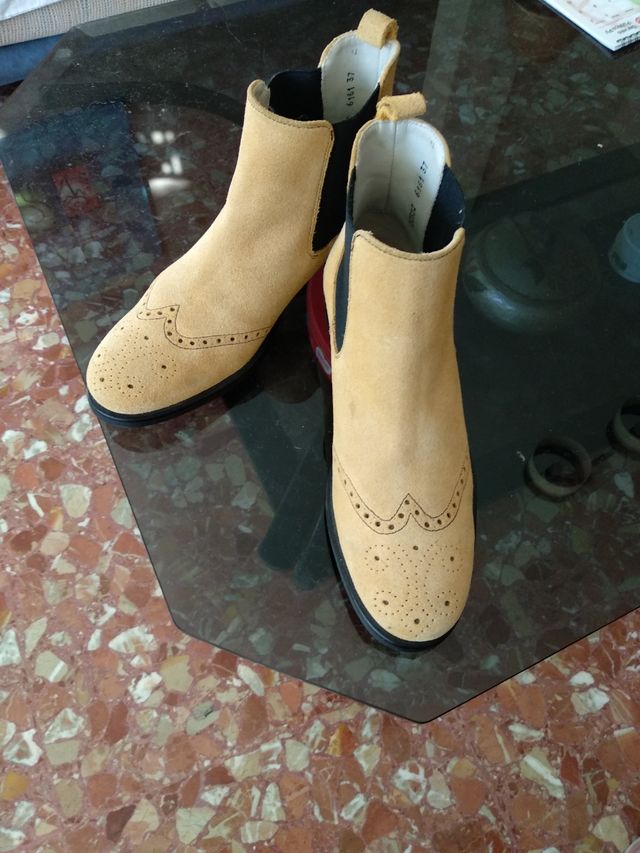 Botines de piel. Número 37