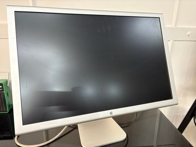 VENDA HOJE Apple Cinema Display 24"