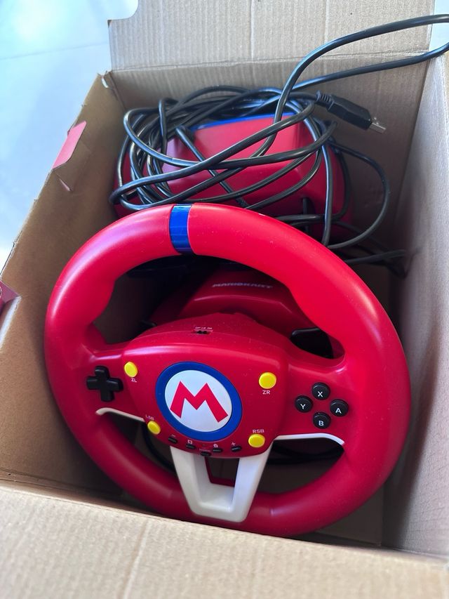 Volante y pedales mario kart. nintendo switch.