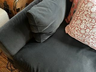 Sofa terciopelo negro PERFECTO IMPECABLE
