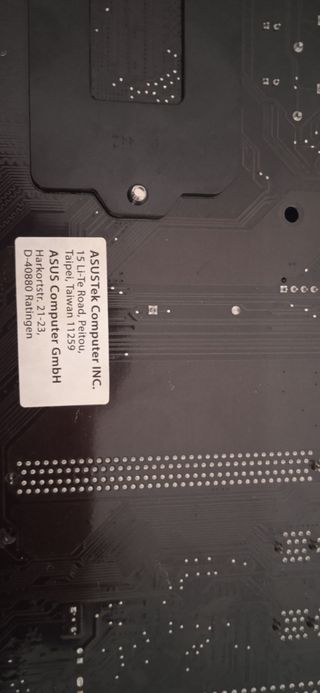 Placa Base ASUSTeK H81-PLUS
