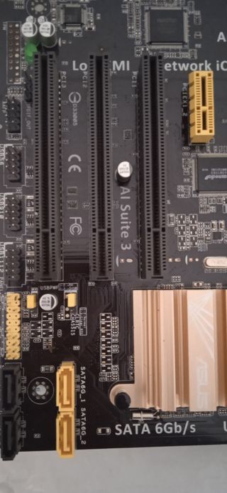 Placa Base ASUSTeK H81-PLUS