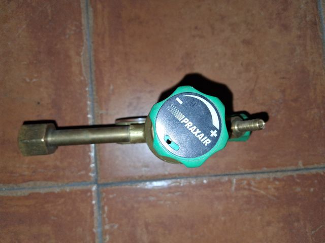 MANOREDUCTOR PRAXAIR GASES 200-50 BAR