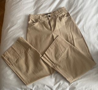 Pantalón Zara
