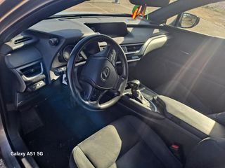 LEXUS UX HÍBRIDO 