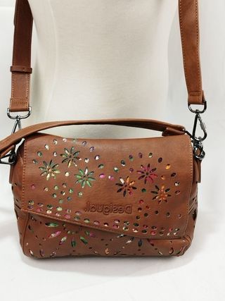 Bolso desigual marrón 🟤