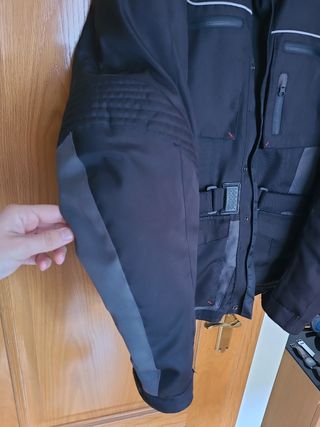 Cazadora de moto Pitón talla L 42