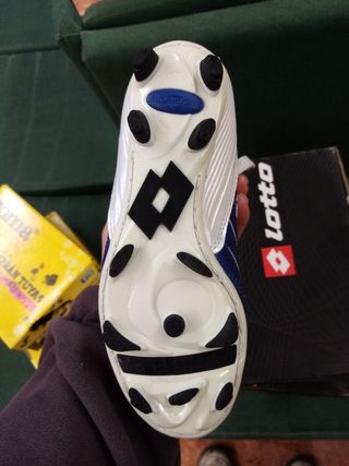 Bota fútbol n 31 lotto