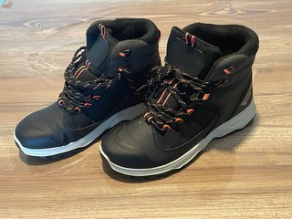 Botas senderismo nieve mujer
