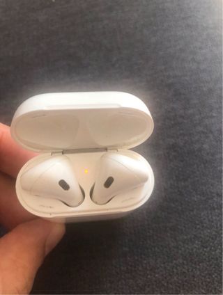 Airpods 1