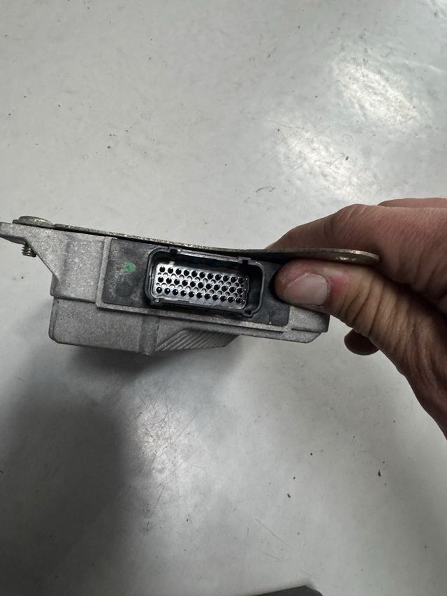 Centralita regulador Honda Vision 110