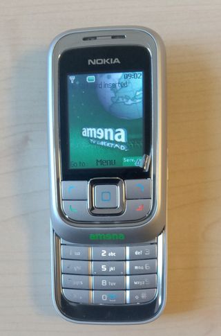 Teléfono móvil NOKIA modelo 6111
